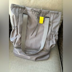 Beyond Yoga convertible tote/backpack. NWT
